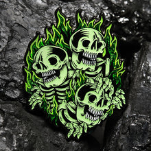 Load image into Gallery viewer, &quot;Blazing Skull&quot; Pin
